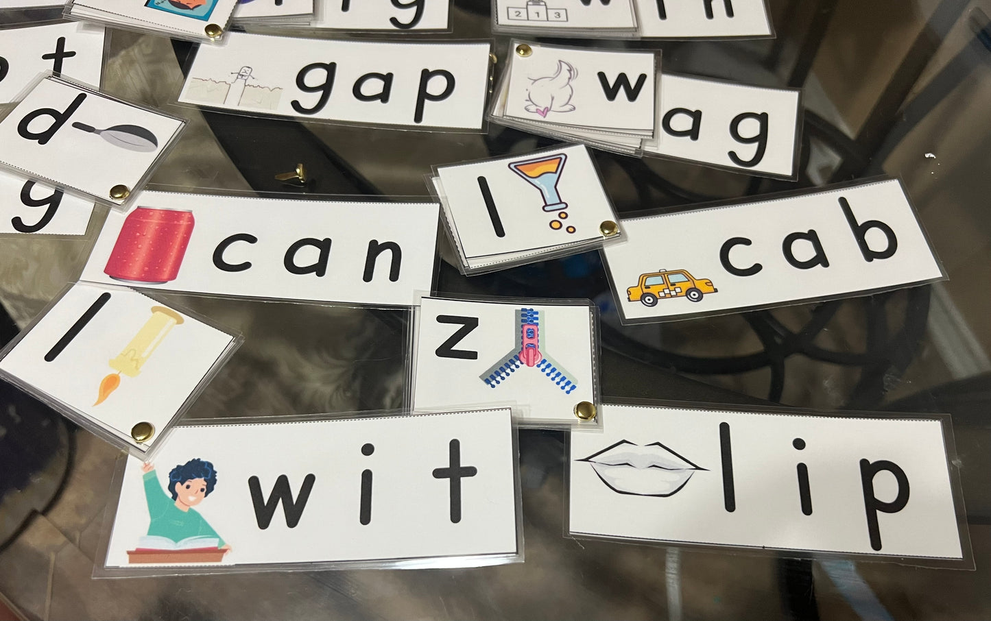 CVC and CCVC Word Flip with Pictures